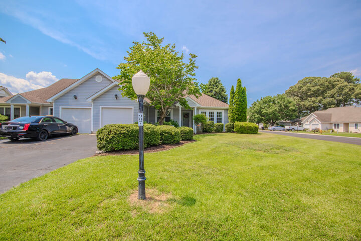 Property Photo:  907 W Schumaker Manor Drive  MD 21804 