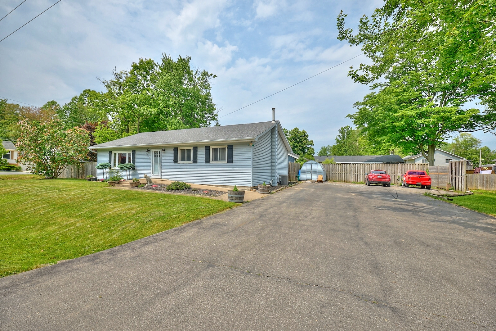 Photo de la propriété: 3334 Riselay Avenue ON L0S 1N0