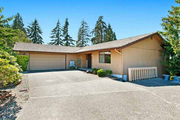 Property Photo: Front of House 5008 23rd Ave W  WA 98203 