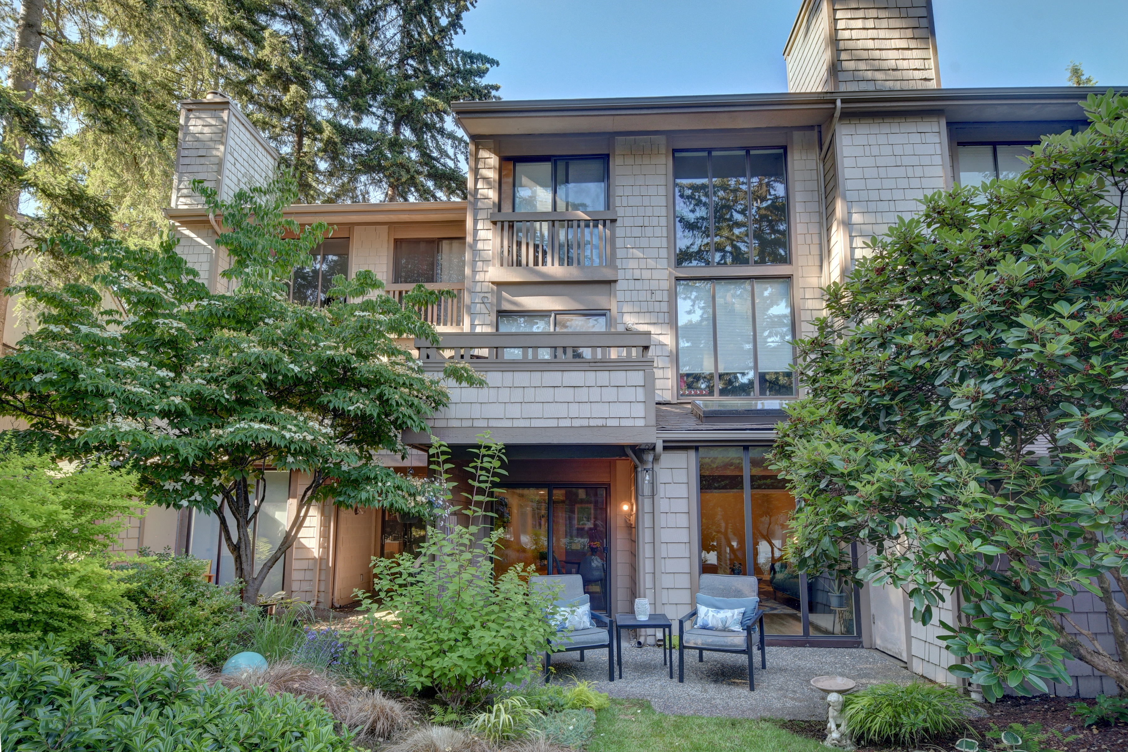 Property Photo:  13730 15th Avenue NE G104  WA 98125 