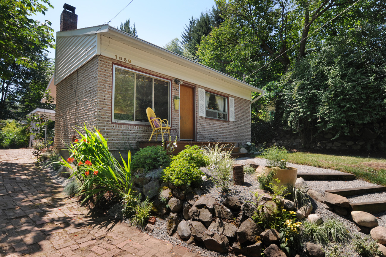 Property Photo:  1539 NE 102nd St  WA 98125 