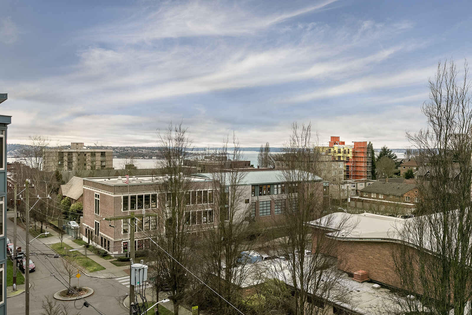 Property Photo: 1414 1st Avenue W 603 WA 98119