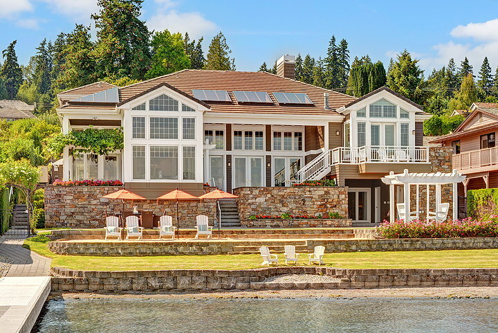 Property Photo:  3010 W Lake Sammamish Pkwy SE  WA 98008 