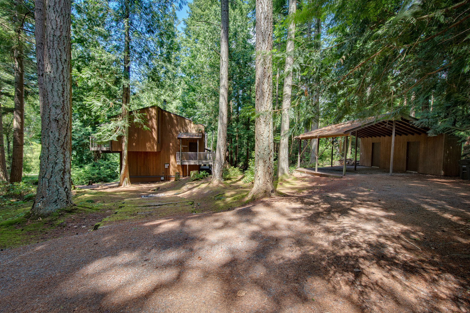 Property Photo: 8240 NE Baker Hill Rd WA 98110