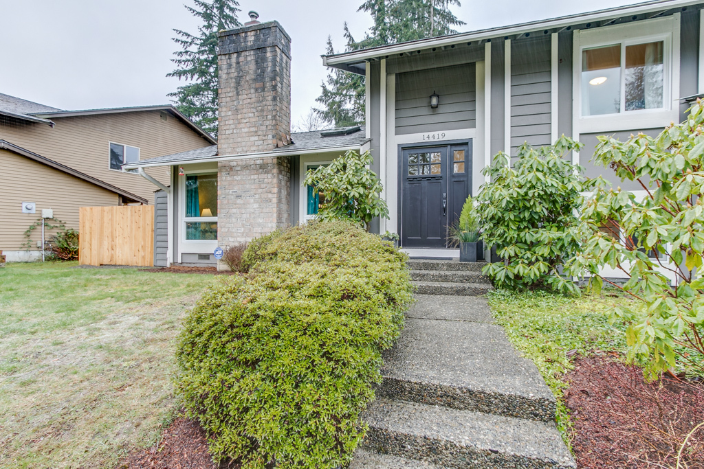 Property Photo: 14419 91st Ave NE WA 98034