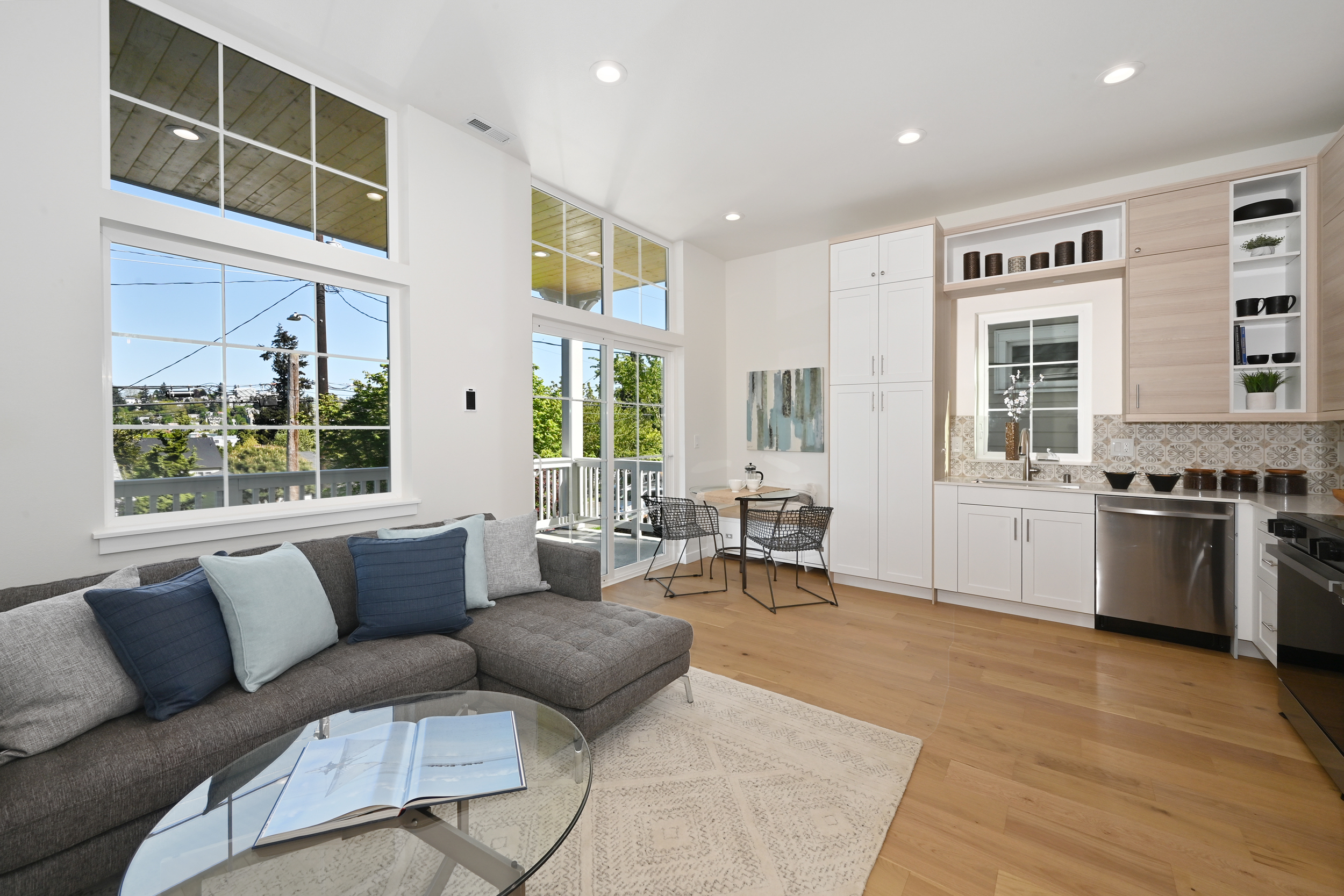 Property Photo: Living Room 3637 B 23rd Avenue W WA 98199