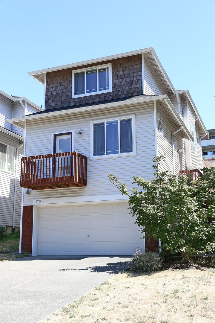1170 Edmonds Place NE  Renton WA 98056 photo