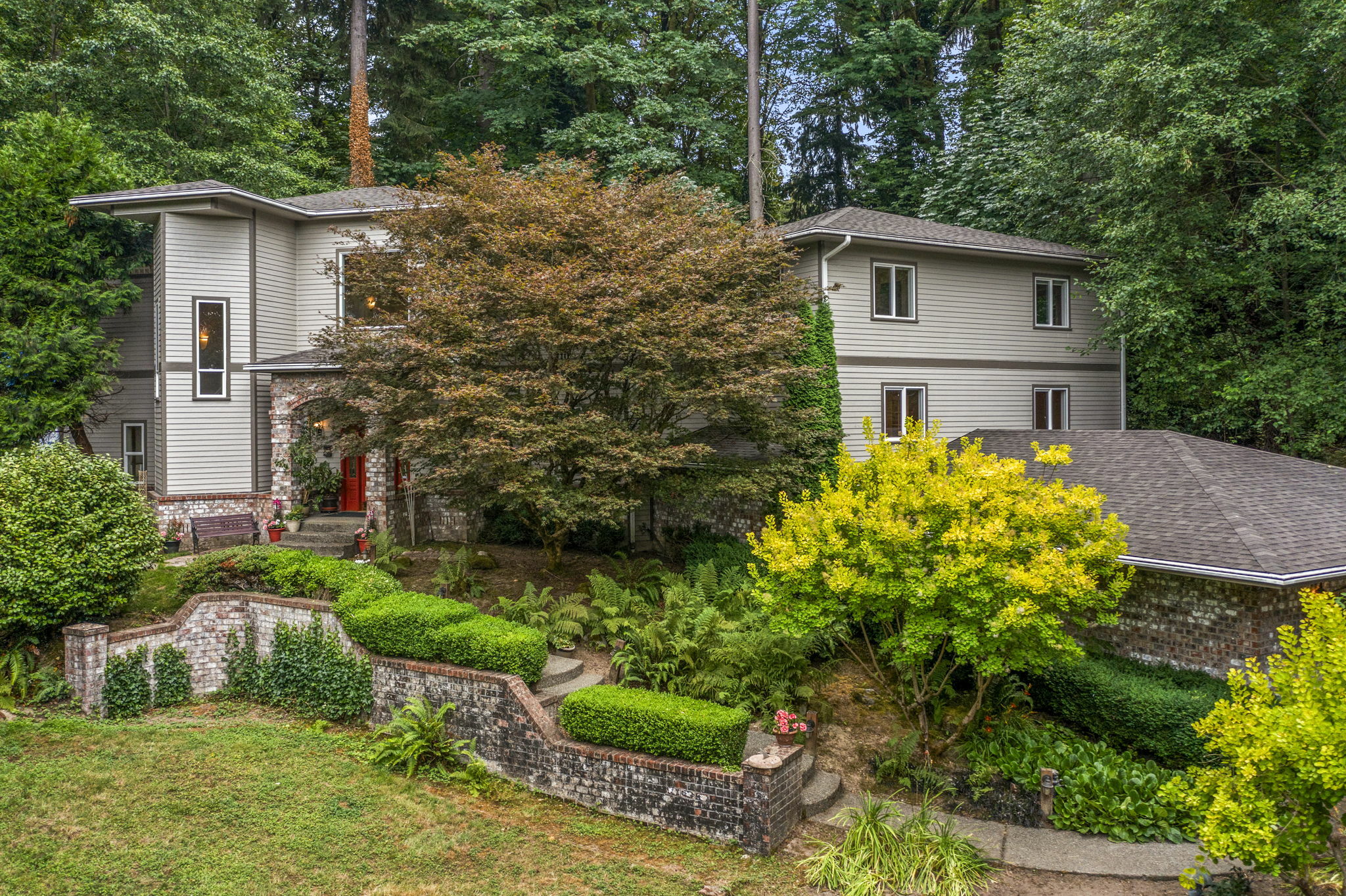 Property Photo:  26350 Woodmont Drive S  WA 98198 