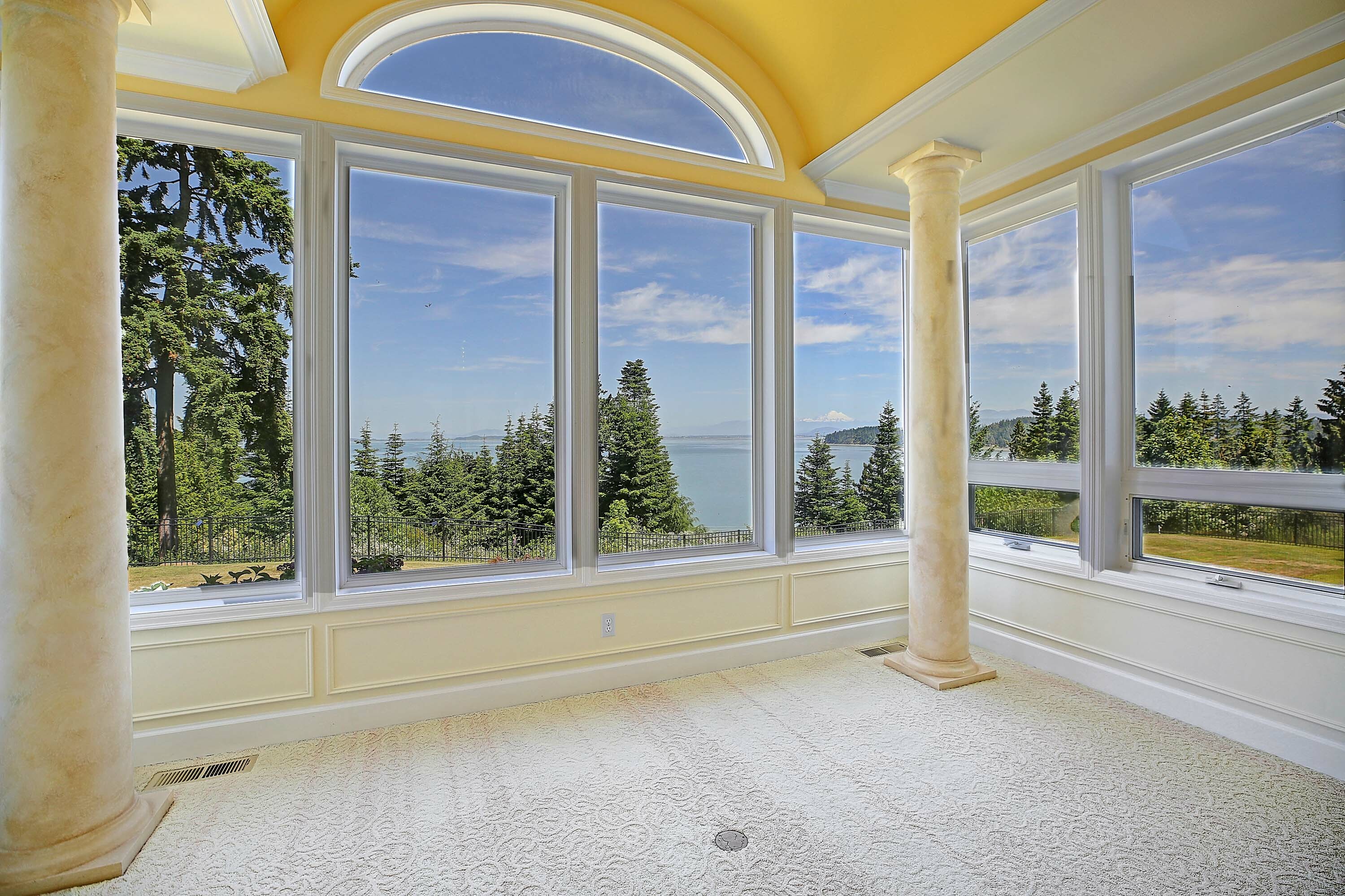 Property Photo: 1070 Marshall Drive WA 98282