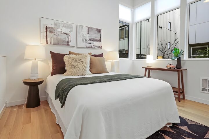 Property Photo: 3641 22nd Avenue W E WA 98199